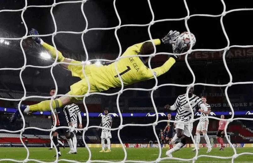 Luật dành cho vị trí thủ môn 